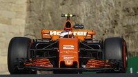 Stoffel Vandoorne při tréninku v Baku