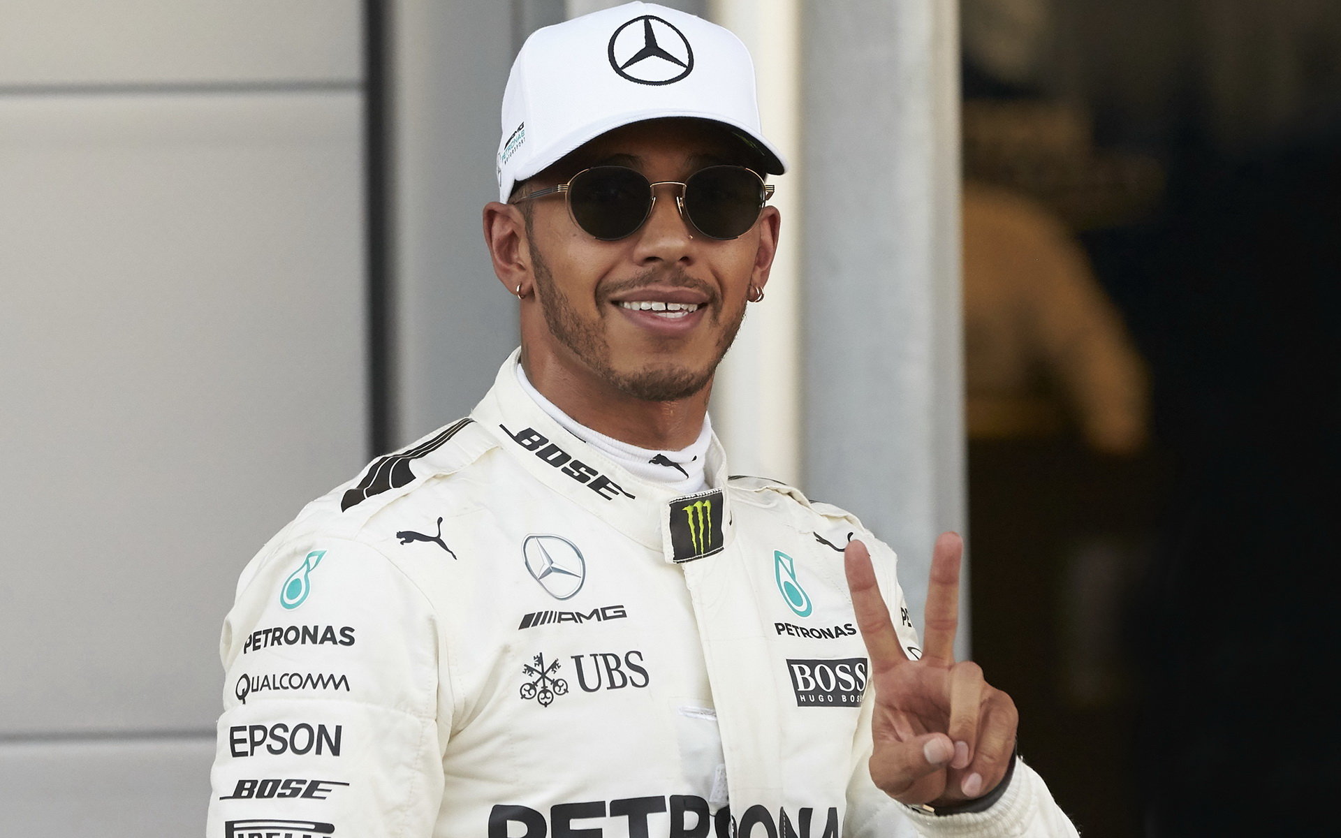 Lewis Hamilton ve středu večer v Londýně bude chybět