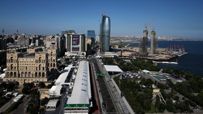 Městský okruh v Baku obsahuje nejdelší rovinku ze všech letošních okruhů - měří 2,2 km