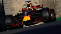 Daniel Ricciardo na cestě za vítězstvím v Ázerbájdžánu