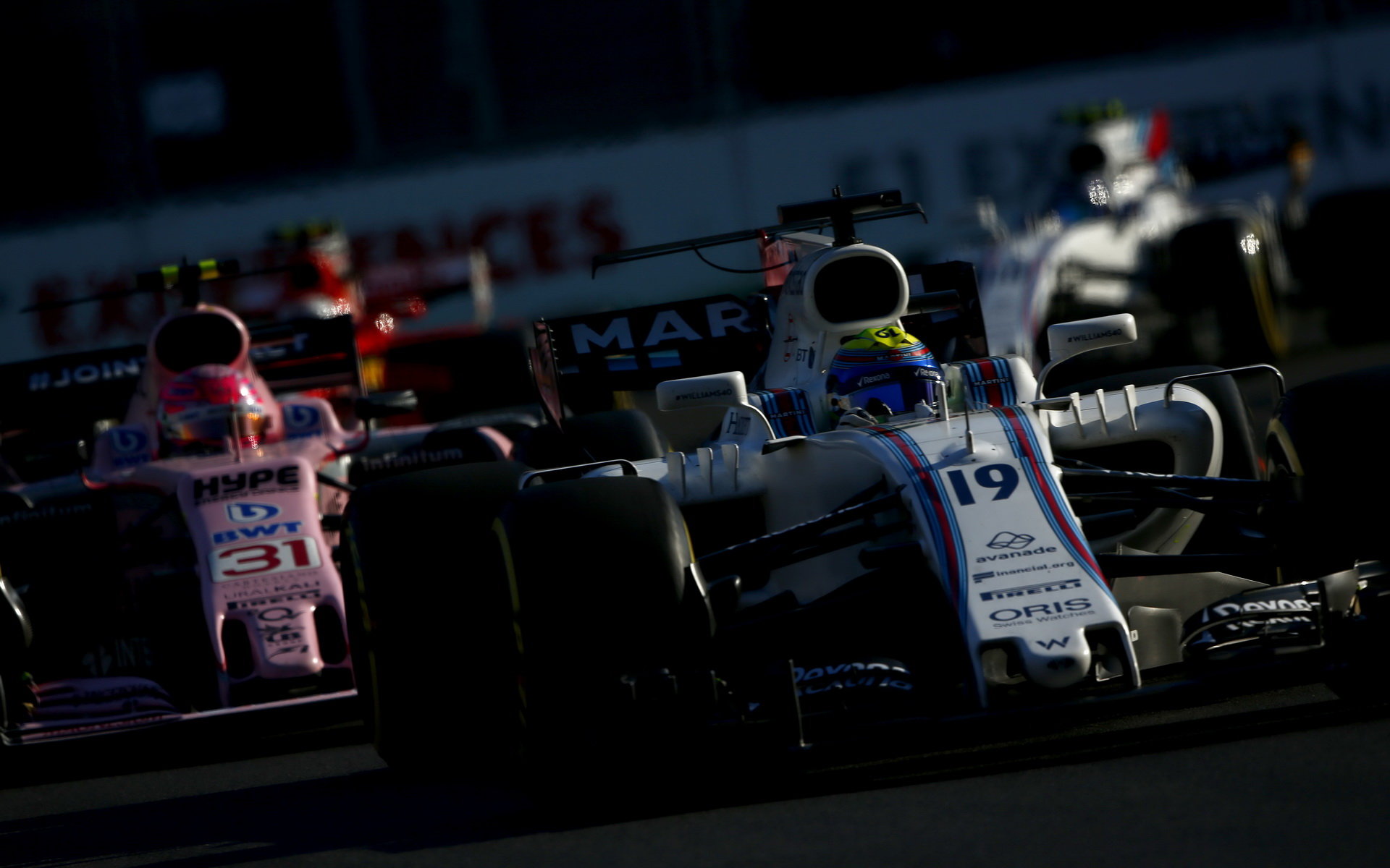 Felipe Massa předjel obě Force Indie i Ferrari a jezdil na třetím místě