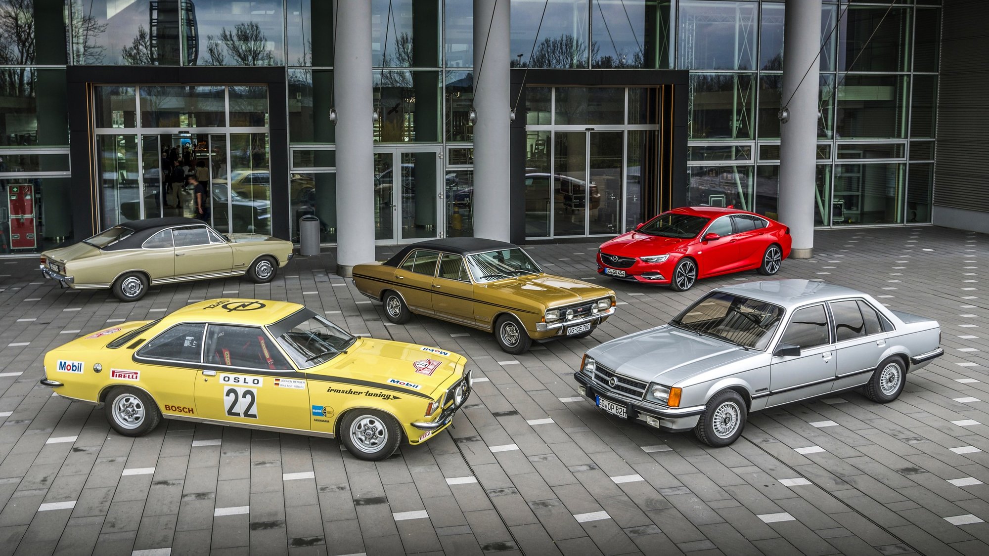Opel Commodore A, B, C a jejich současný nástupce Insignia Grand Sport