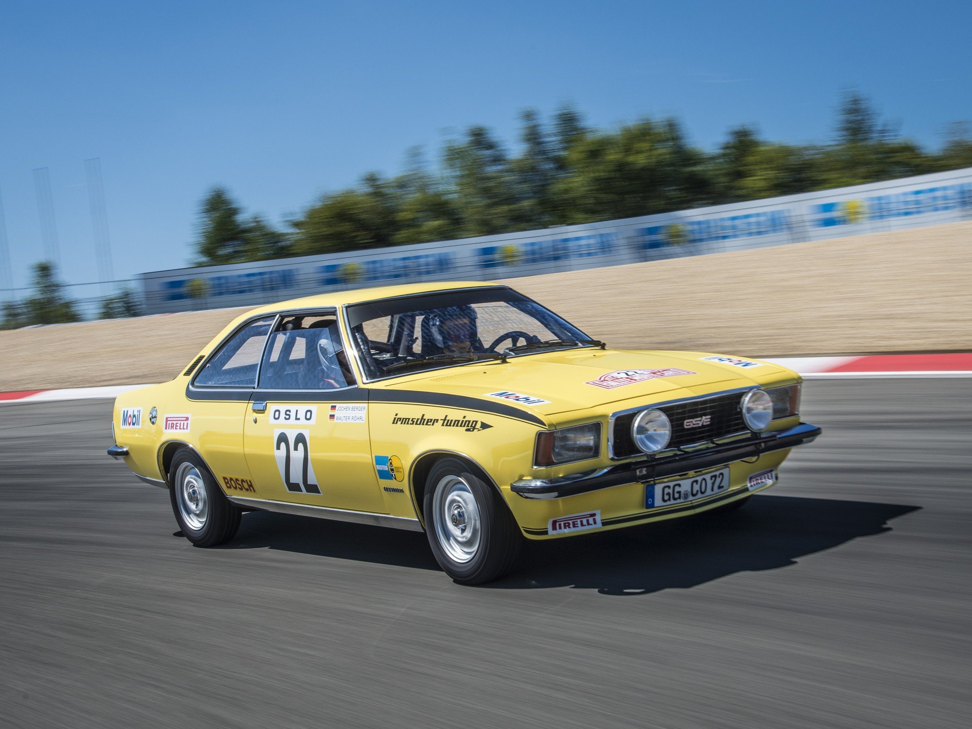 Opel Commodore B GS-E pilotoval na soutěžích v roce 1972 Walter Röhrl