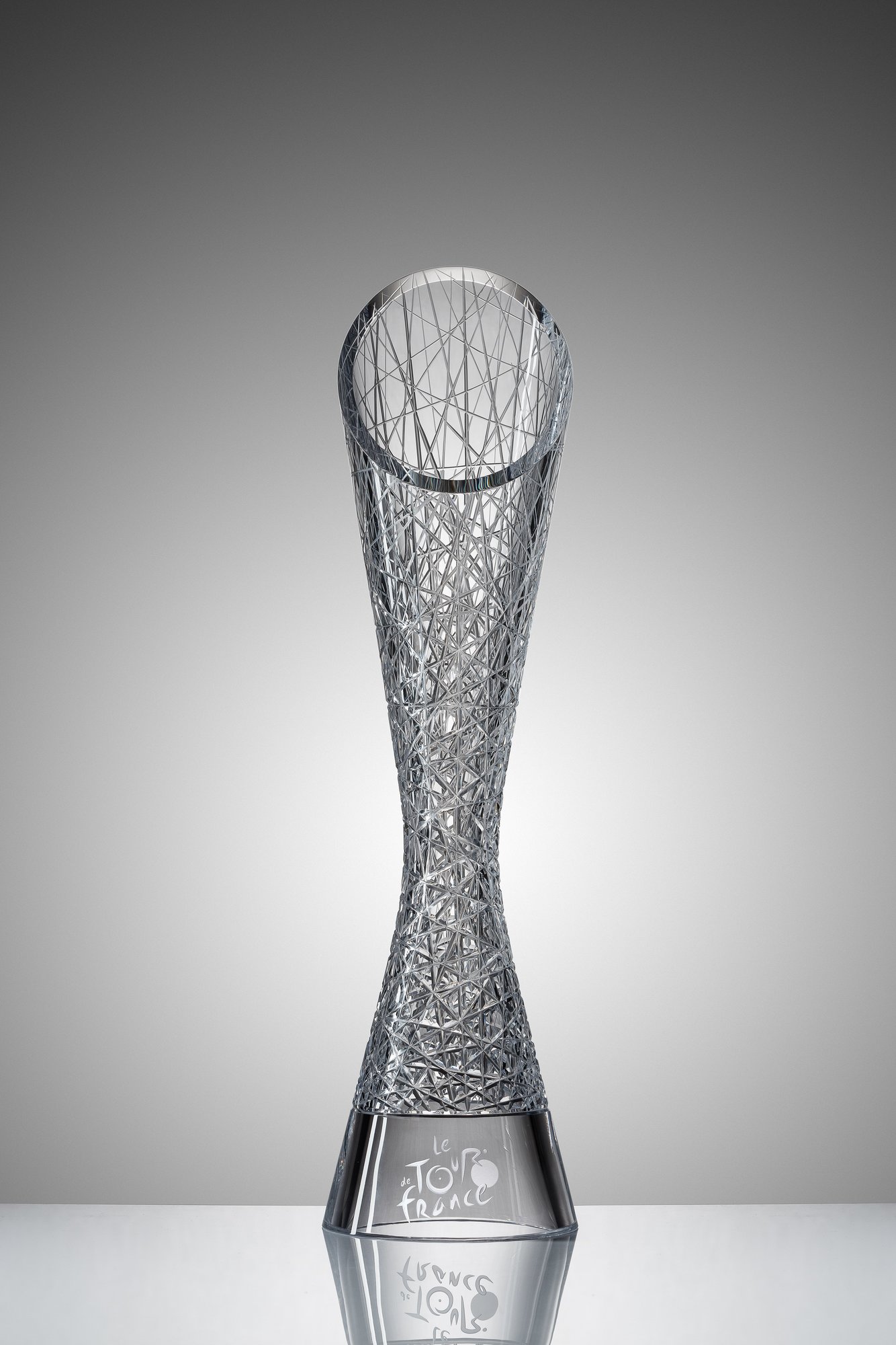 ŠKODA Design navrhl trofeje pro vítěze Tour de France