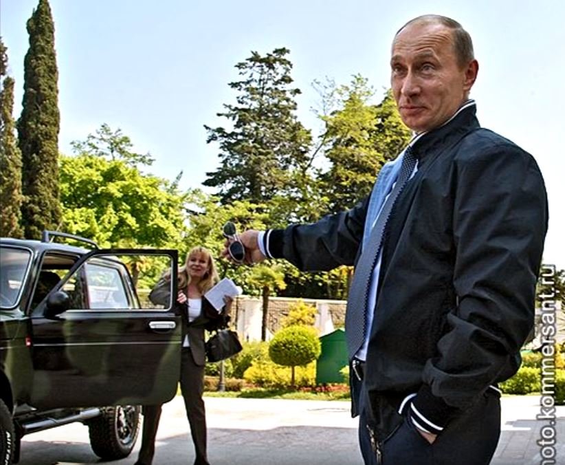 Drsná Lada Niva, kterou si v roce 2009 pořídil Vladimir Putin