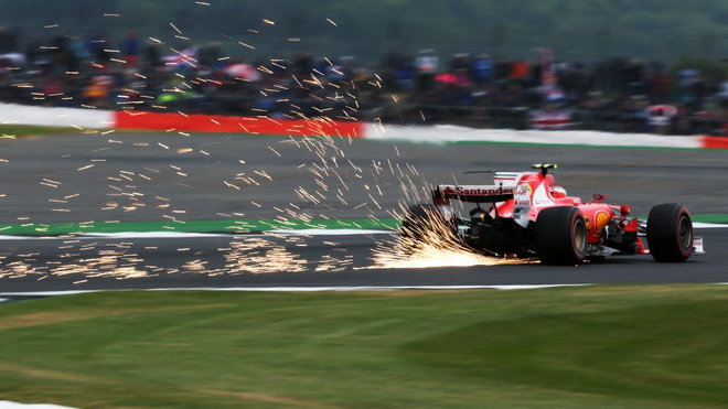 Kimi Räikkönen v kvalifikaci na Velkou cenu Británie