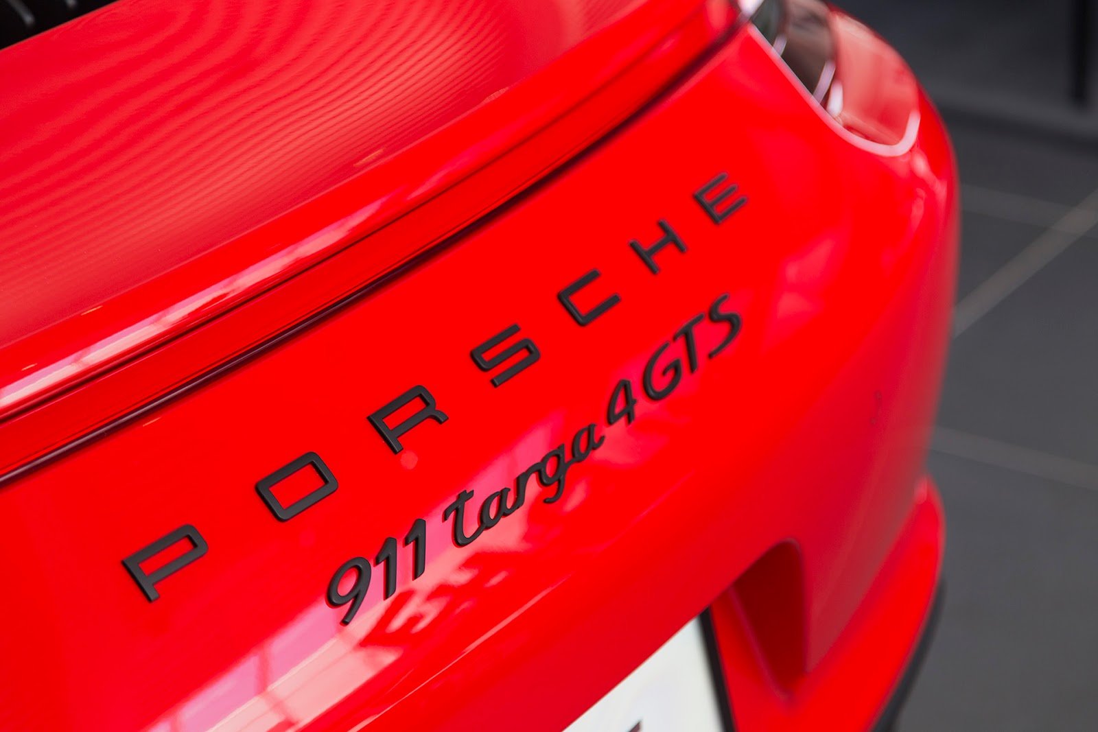 Porsche 911 Targa 4 GTS se sériovým číslem 999,999