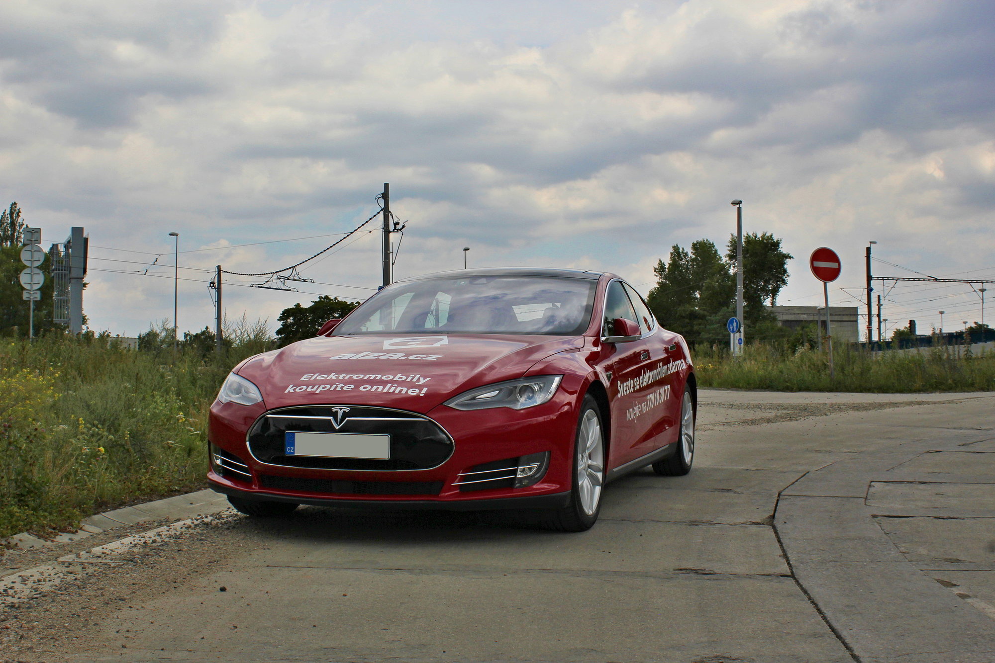 Tesla Model S P85D