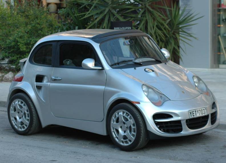 Fiat 500 převlečený za Porsche 911 je skutečně zajímavou designovou podívanou