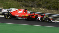 Charles Leclerc testuje první den vůz Ferrari SF70H v Maďarsku