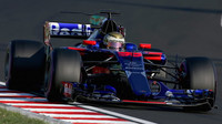 Sean Gelael první den vůz Toro Rosso STR12 - Renault v Maďarsku