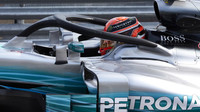 George Russell testuje druhý den vůz Mercedes F1 W08 EQ Power+ s nasazením "halo" v Maďarsku