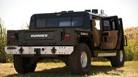 1996 American Motors Hummer H1, který si Tupac koupil pouhý měsíc před svou smrtí