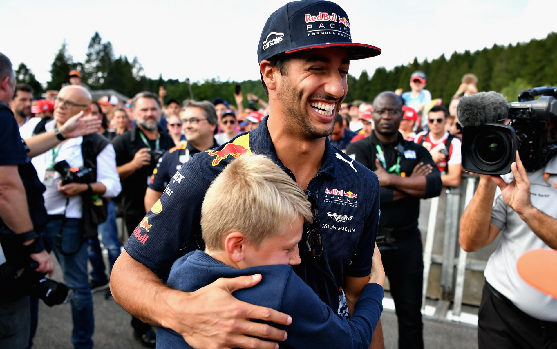 Daniel Ricciardo při autogramiádě v Belgii