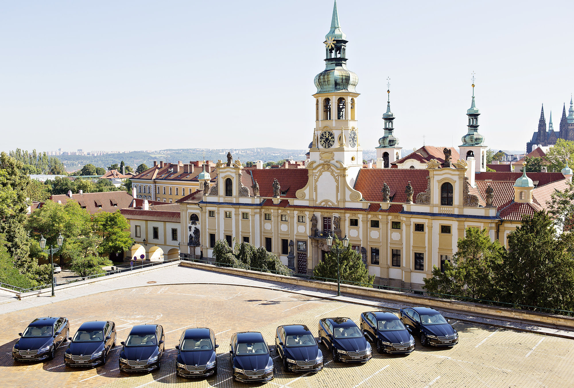vozy Škoda Superb dostali nedávno i čeští velvyslanci