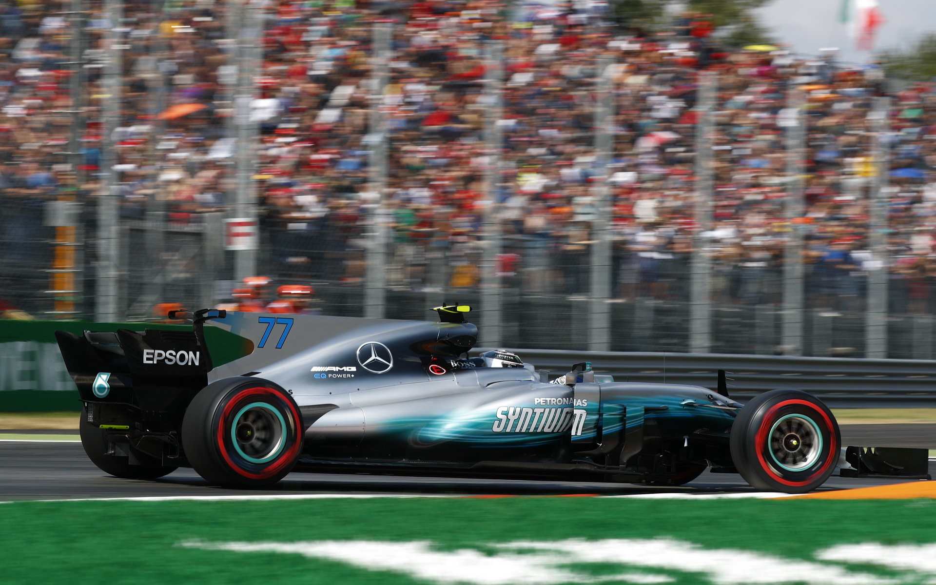 Valtteri Bottas při tréninku v Itálii