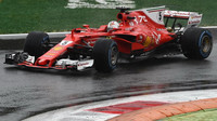 Sebastian Vettel za deštivé kvalifikace v Itálii