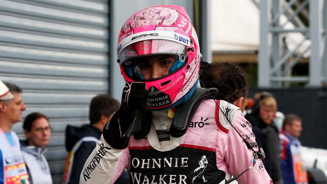Esteban Ocon dojel třetí za deštivé kvalifikace v Itálii