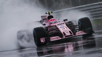 Esteban Ocon za deštivé kvalifikace v Itálii