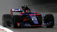 Carlos Sainz za deštivé kvalifikace v Itálii