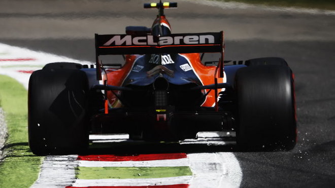 Jak dopadne rozhodování McLarenu o pohonné jednotce?