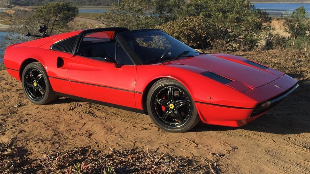 Ferrari 308 přestavěné na elektromobil z dílny Electric GT