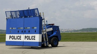 Policejní speciál Božena Riot určený k nasazení při demonstracích
