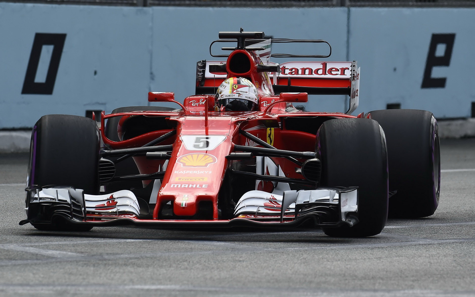 Sebastian Vettel má pro zítřejší závod nejlepší výchozí pozici
