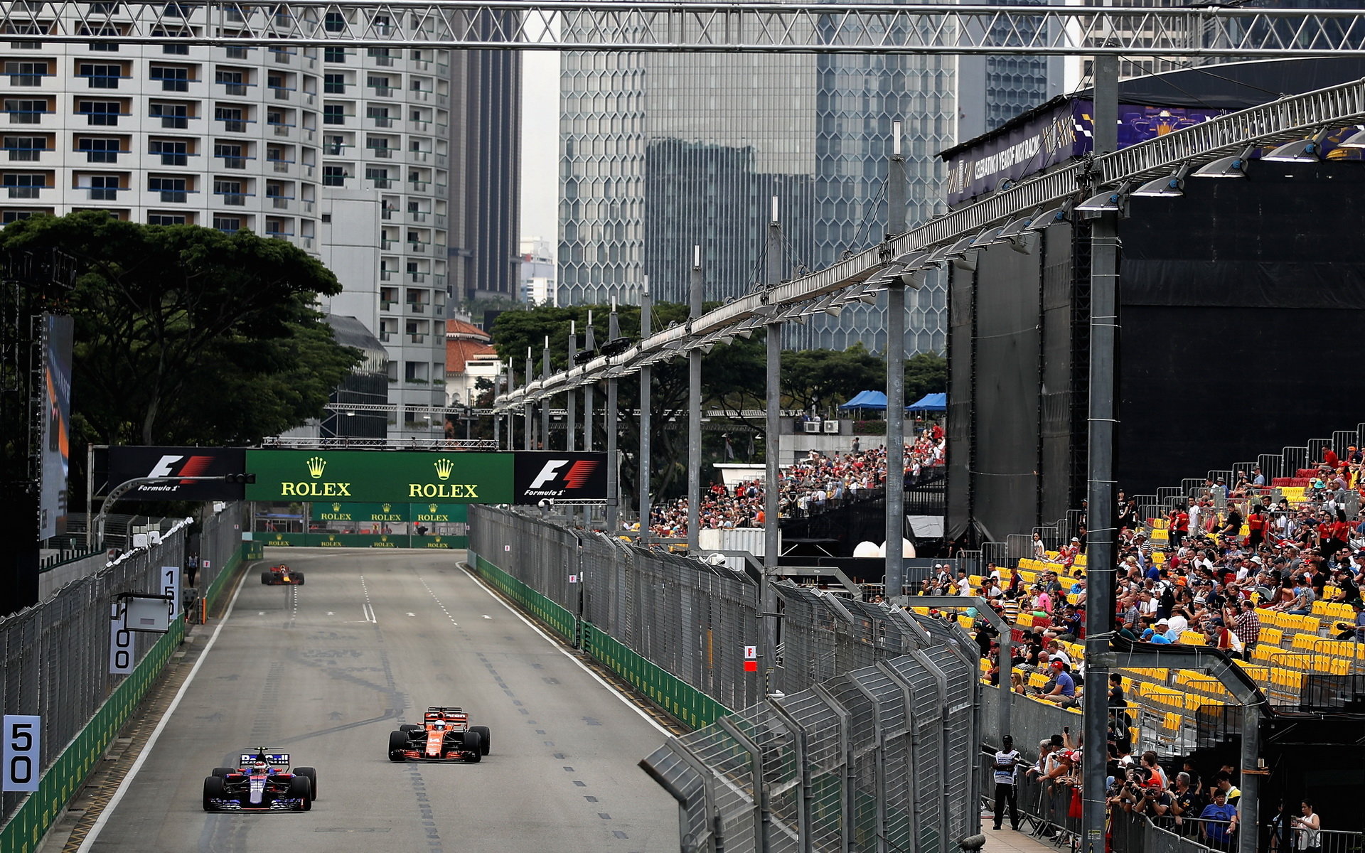 Daniil Kvjat při tréninku v Singapuru