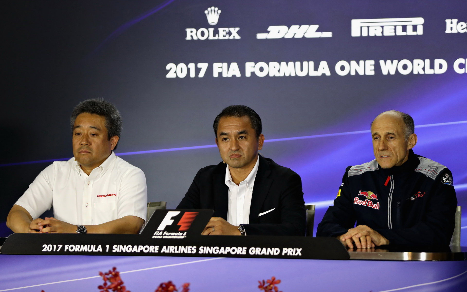 Masaši Jamamoto, Kacuhide Morijama a Franz Tost na tiskovce v Singapuru