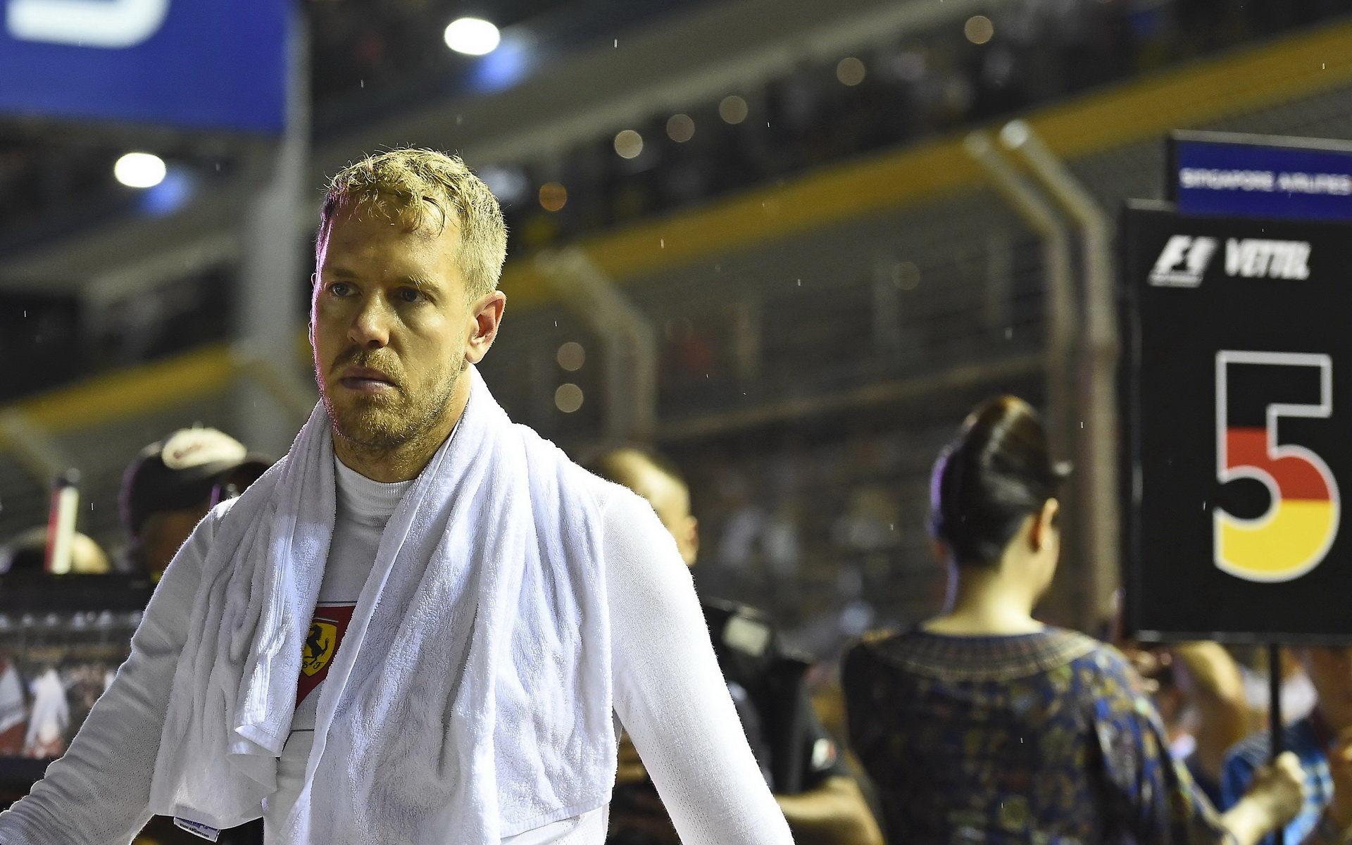 Sebastian Vettel před závodem v Singapuru