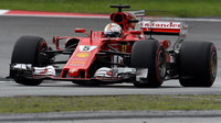 Sebastian Vettel s Ferrari SF70H v Malajsii