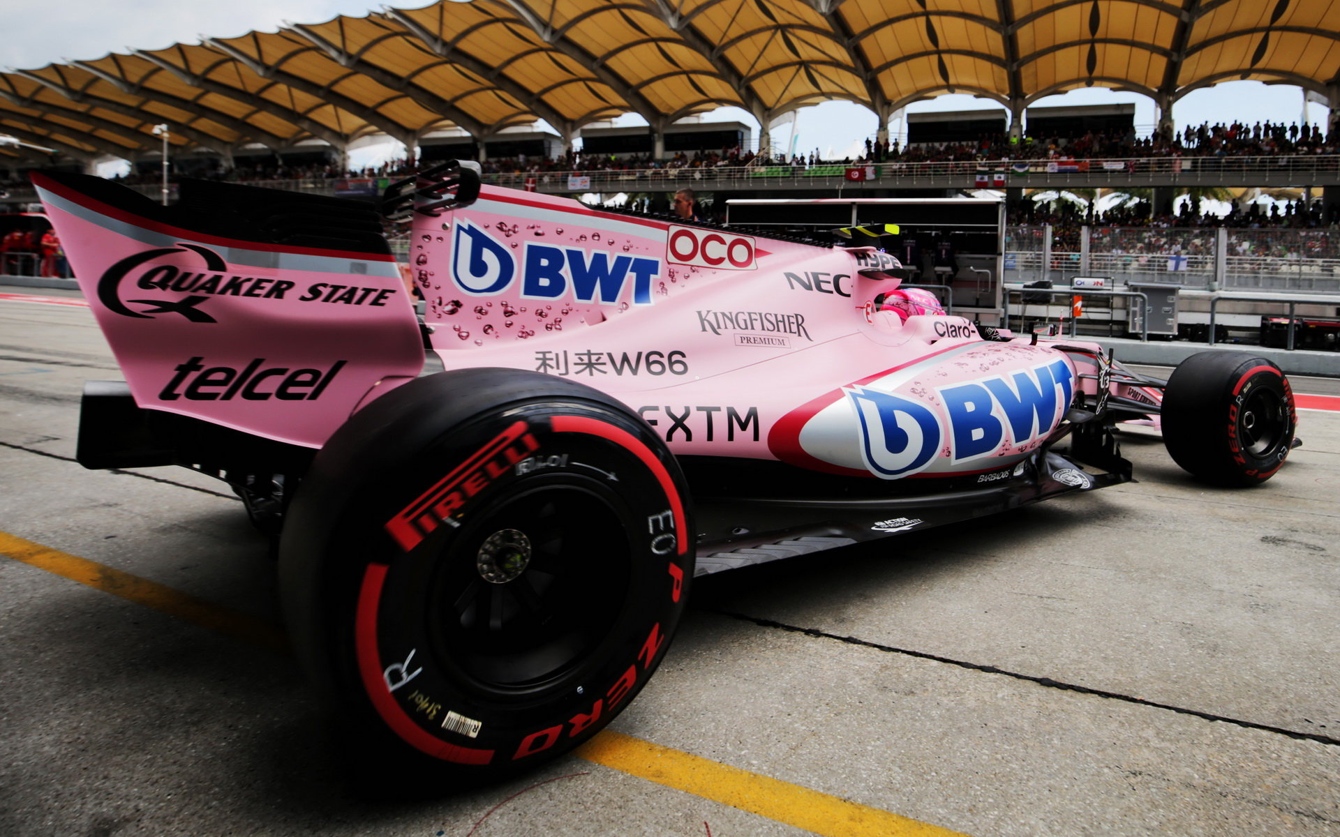 Esteban Ocon v kvalifikaci v Malajsii