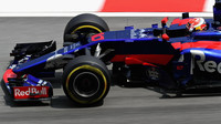 Pierre Gasly v kvalifikaci v Malajsii