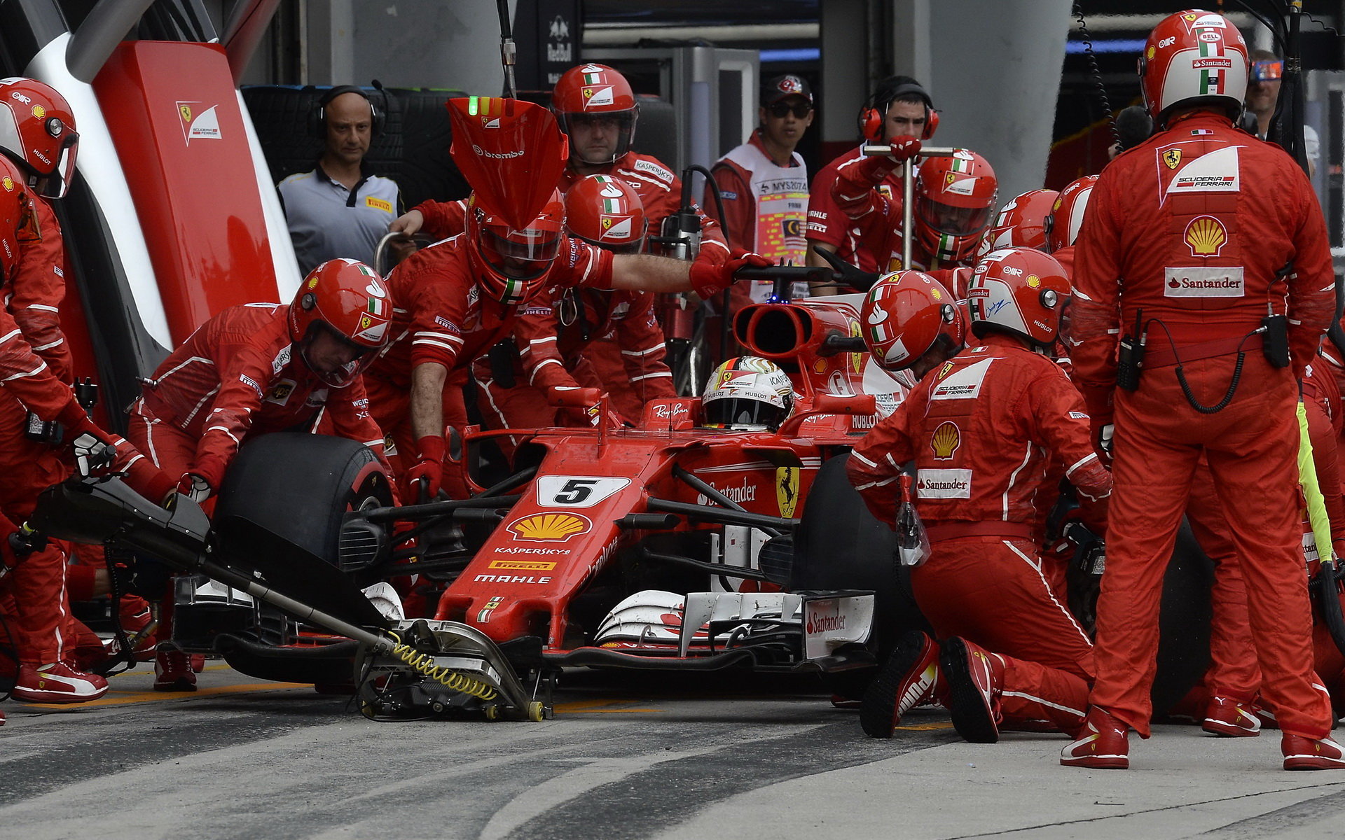 Sebastian Vettel se vrací k napomenutí z Japonska