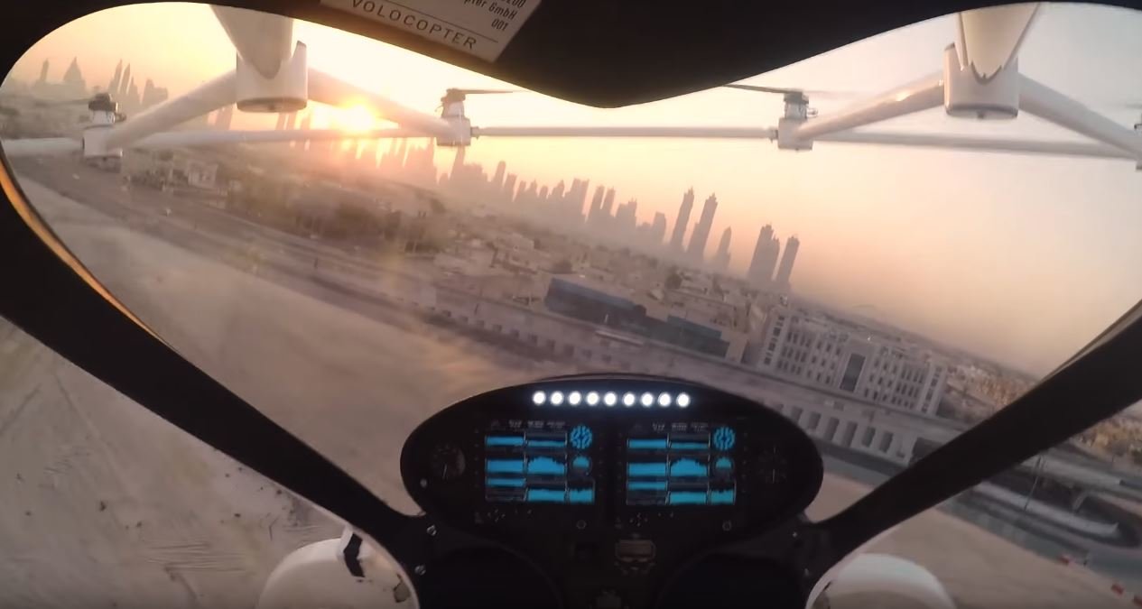 Volocopter se poprvé předvedl během veřejného testu v Dubaji