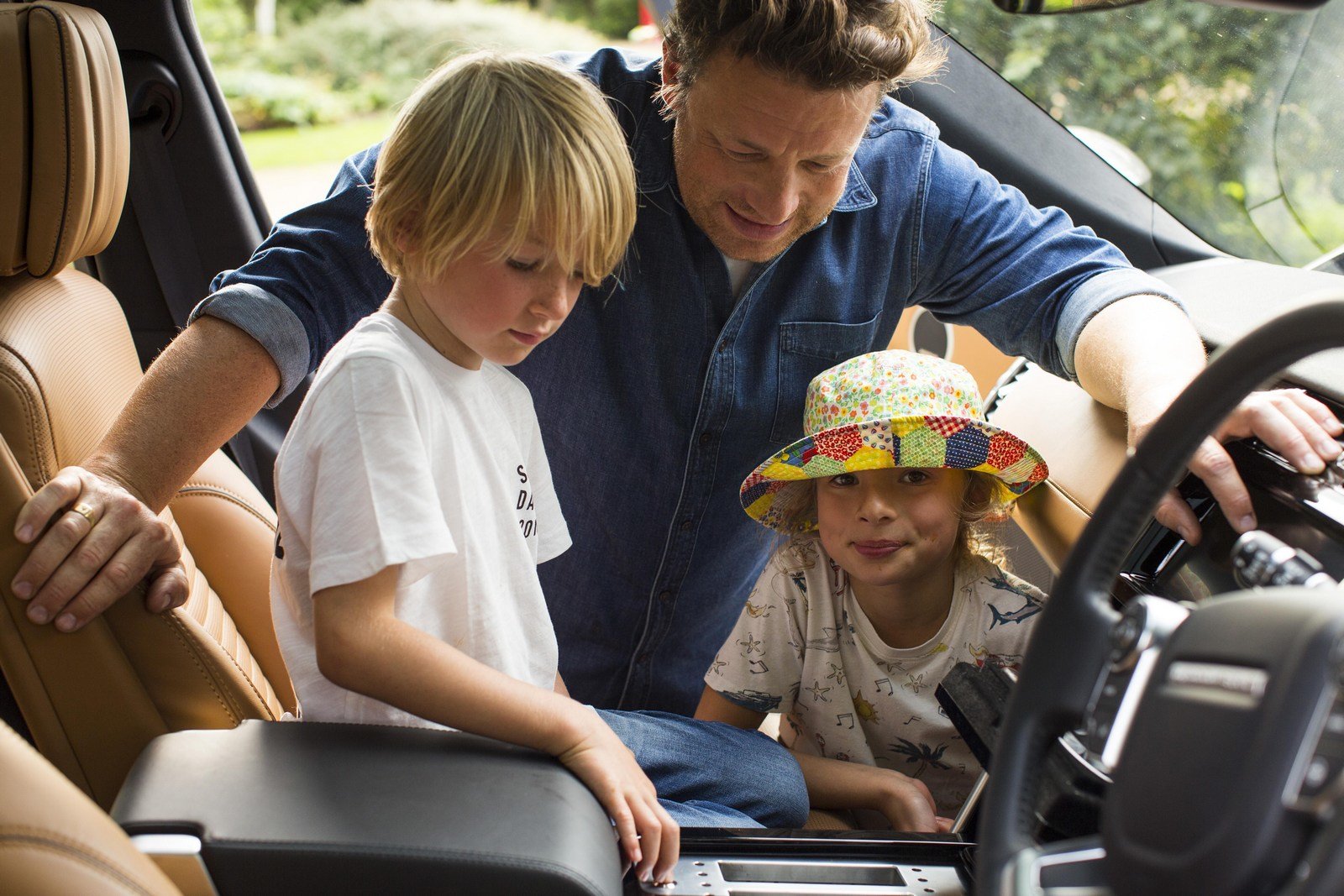 Land Rover Discovery ve speciální úpravě pro Jamie Olivera