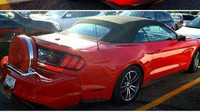 Ford Mustang upravený do podoby staršího kupé Lincoln
