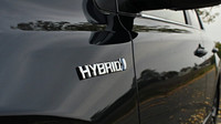 Toyota je jedním z nejúspěšnějších a nejznámějších výrobců hybridních vozidel. My jsmme si jich v testu vyzkoušeli hned několik, včetně modelu RAV4 Hybrid Selection AWD