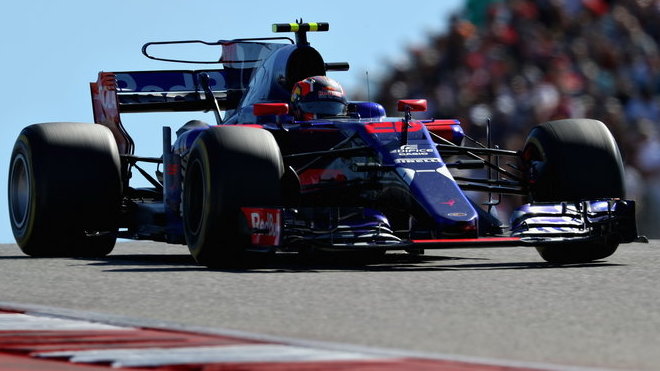 Daniil Kvjat se vrací k Toro Rosso, sveze se po závodě v Abú Zabí