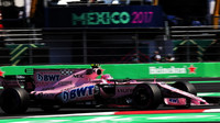 Esteban Ocon v tréninku v Mexiku