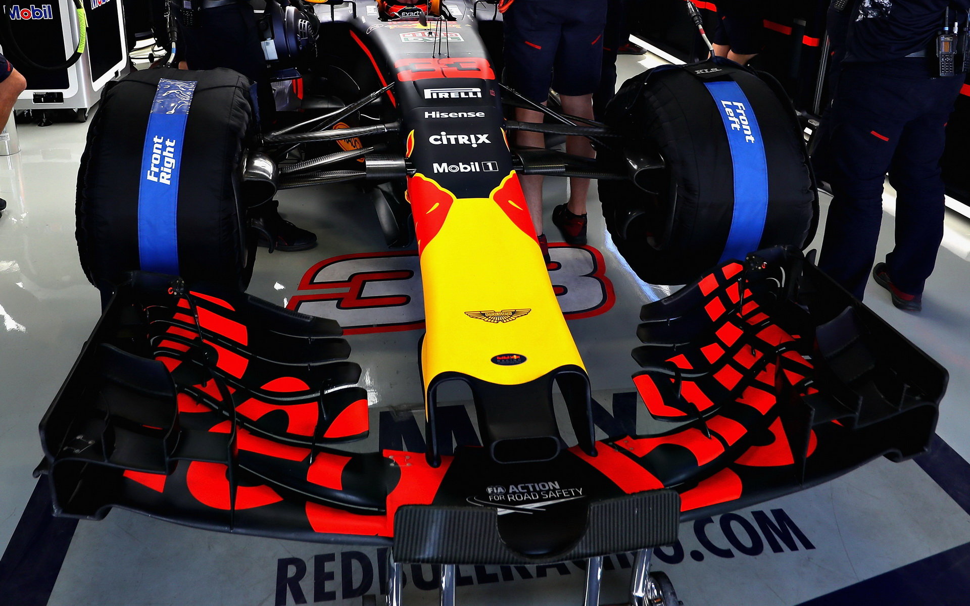 Přední křídlo vozu Red Bull | Red Bull RB13 - Renault v kvalifikaci v Mexiku