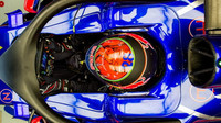 Brendon Hartley s ochranou kokpitu v tréninku v Mexiku