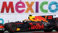 Max Verstappen v závodě v Mexiku