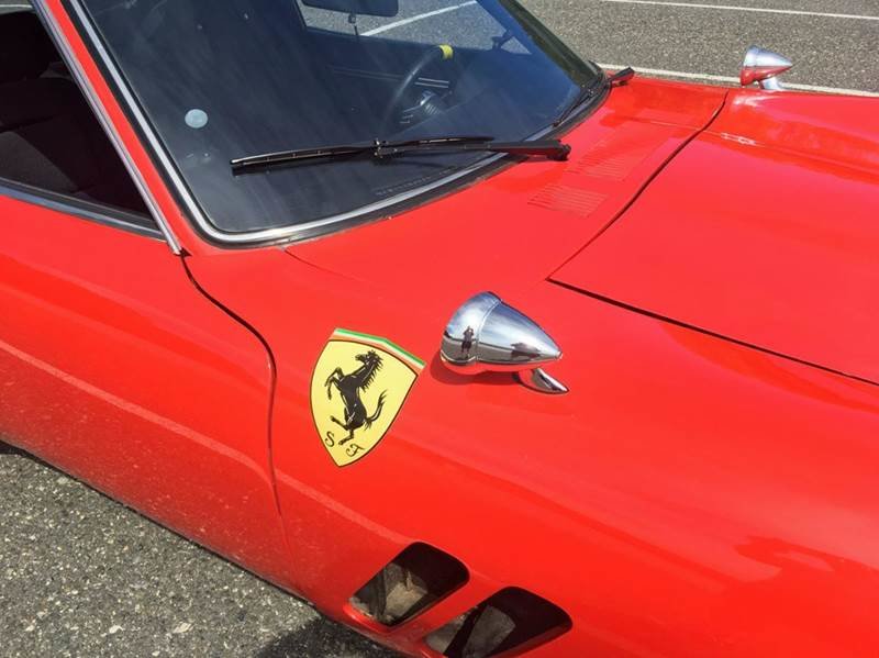 Téměř dokonalá replika vozu Ferrari 250 GTO vznikla z Datsunu 280Z