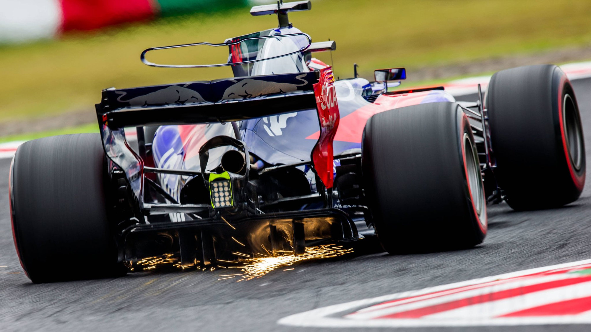 Toro Rosso viní Renault, že mu neposkytuje dostatek nových náhradních dílů záměrně