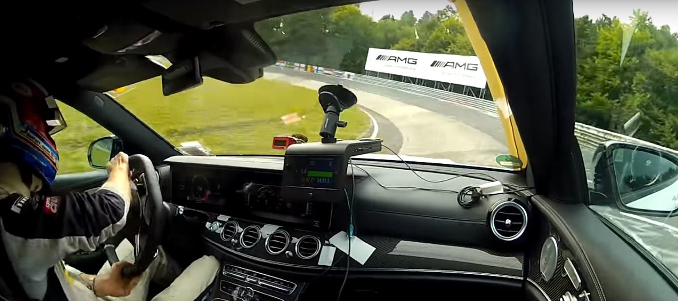 Mercedes-AMG E63 S Kombi na Ringu