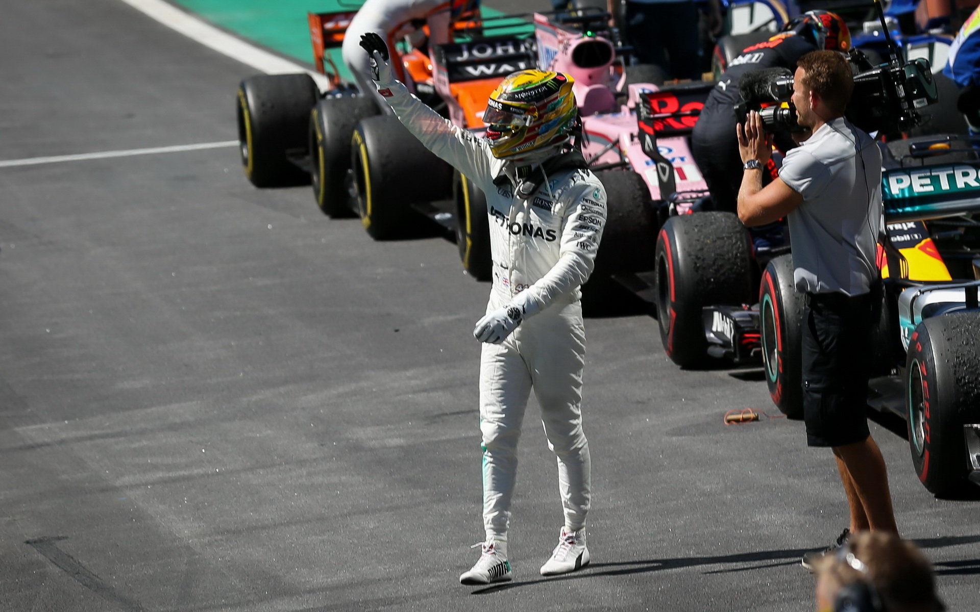 Lewis Hamilton po závodě v Brazílii