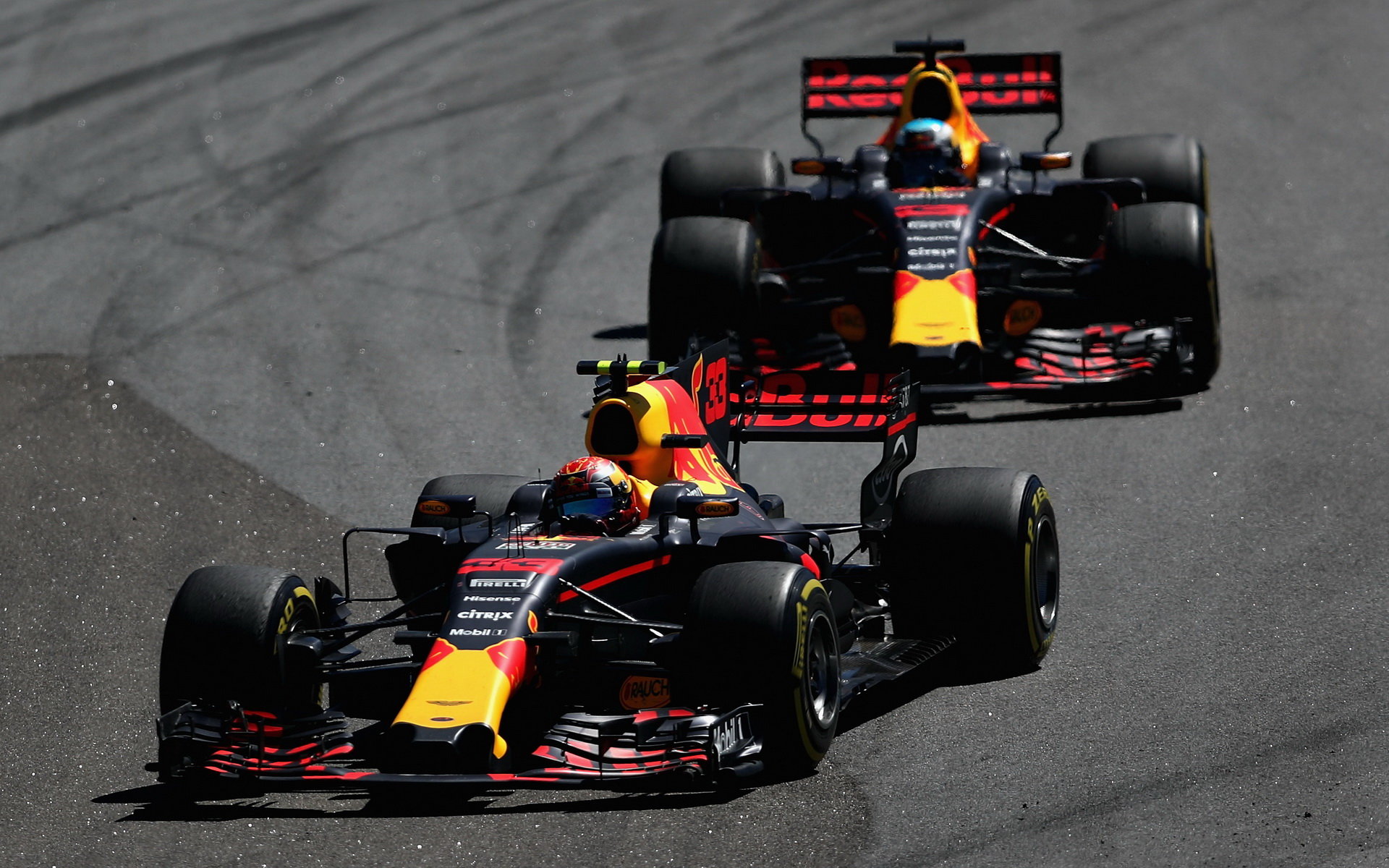 Red Bull hájí plány Liberty a vyzývá ostatní, ať novém vedení F1 dají čas