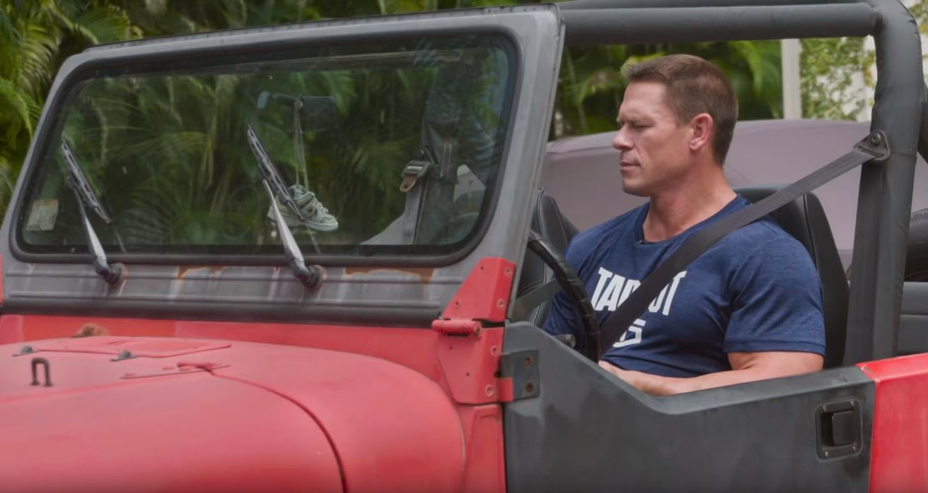 Jeep Wrangler z roku 1989 už sice není v nejlepším stavu, přesto si ho John Cena stále nechává ve své garáži